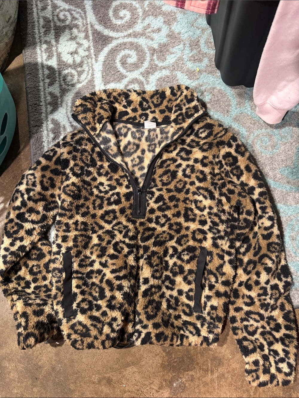No Boundaries Leopard Print Sherpa Pullover Jacket - Black & Brown